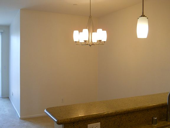 3rd image of 405 W 2nd Ave W #1106
