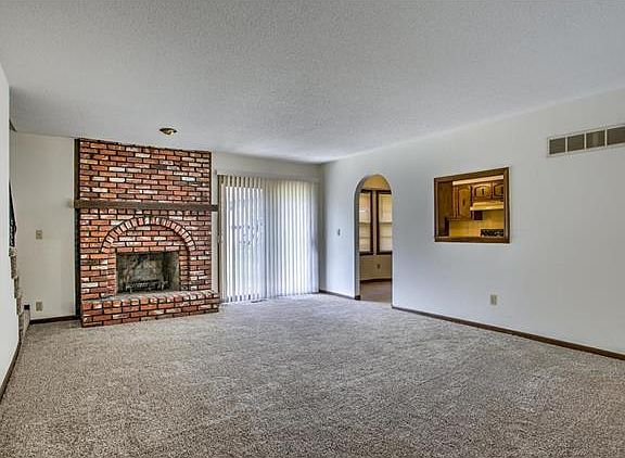 5th image of 2105 NE 78th St