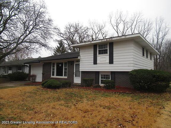 3rd image of 2808 Tulane Dr