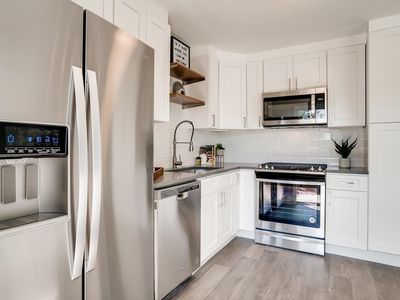 800 N Washington St APT 402, Denver, CO, 80203
