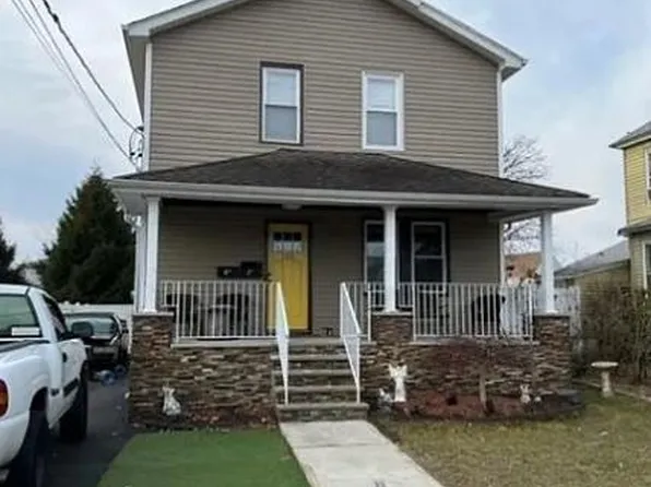 122 Page Ave, Lyndhurst, NJ 07071