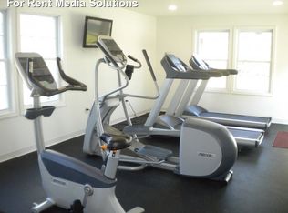 61 Sharon Rd APT 05, Waterbury, CT 06705