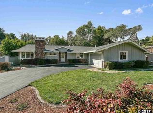 11 Descanso Dr, Orinda, CA 94563