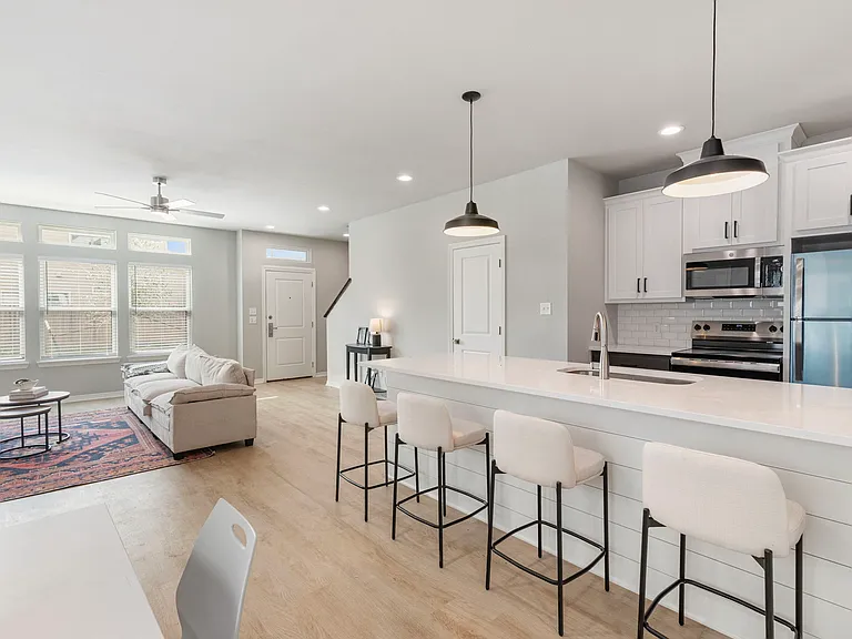 Turner Residence — Photo 8