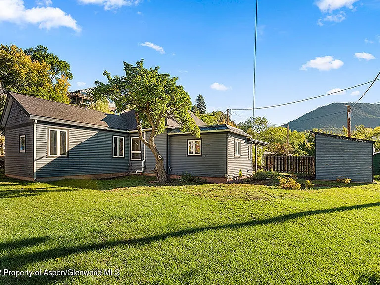 235 E Homestead Dr — Photo 21