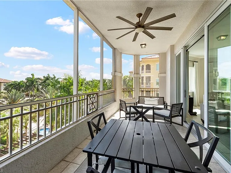2738 Tiburon Blvd E #B-406 — Photo 12