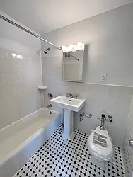 Rented by Olnick Organization