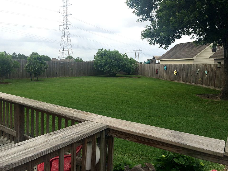 2nd image of 508 Cedar Prairie Dr