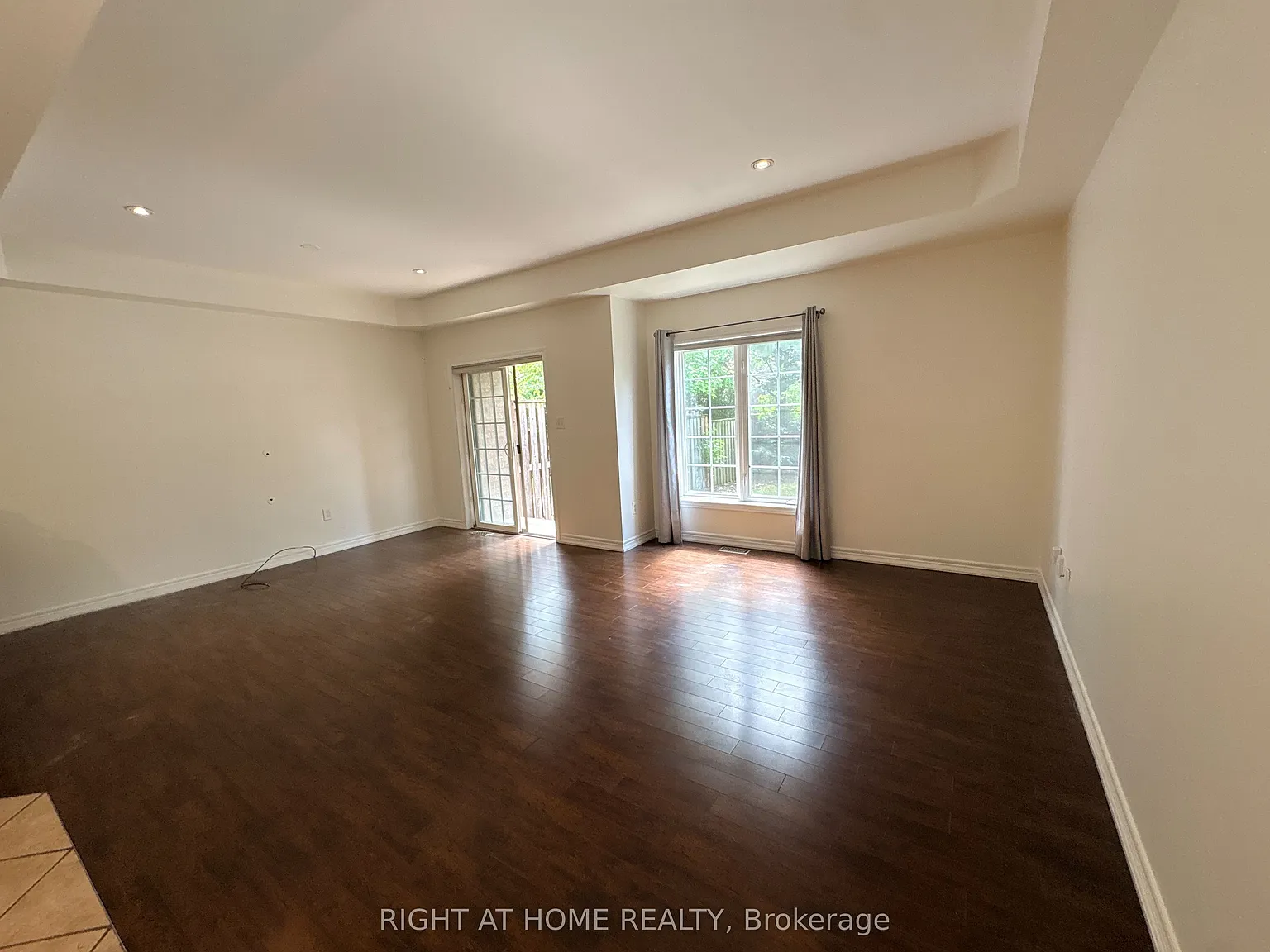 3 bed, $3,500 — Photo 3