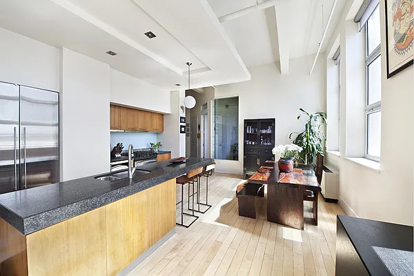 Sold by Stribling | media 2