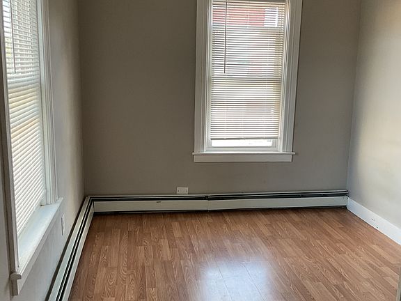 3rd image of 51 Cato St #4