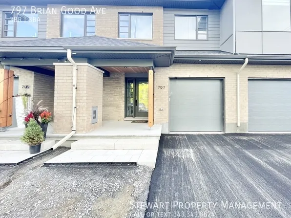 797 Brian Good Ave, Ottawa, ON K4M 0N6