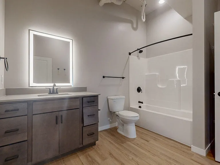 Chicory | 1 BR