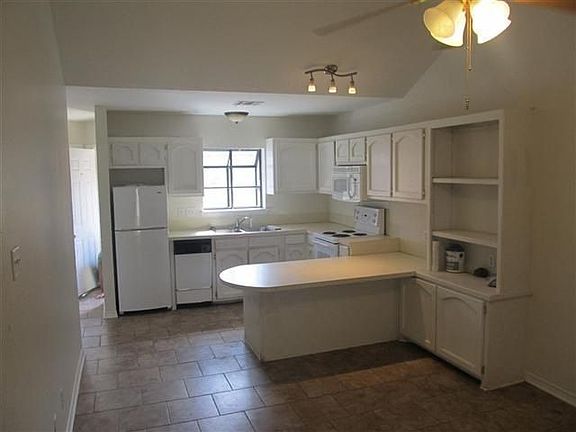 2nd image of 110 Willow Branch Dr