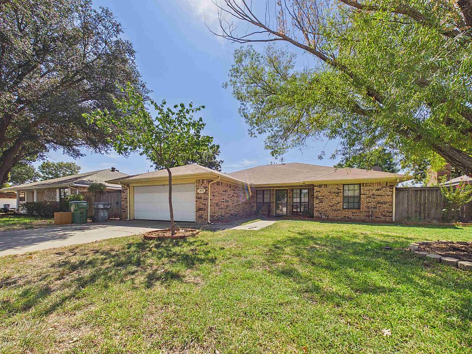 1st image of 2803 Delta Dr