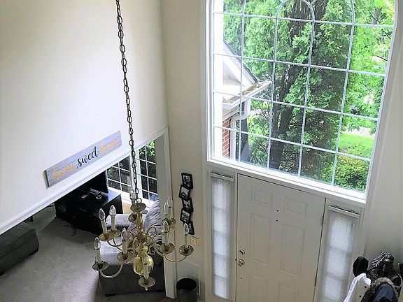5th image of 7700 Island Creek Ct