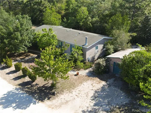 5811 S Candy Cane Dr, Homosassa, FL 34446