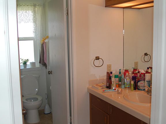 4th image of 6716 Twin Hills Ct W