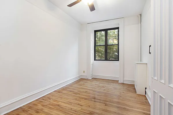 Sold by Brooklyn Real Inc | media 13