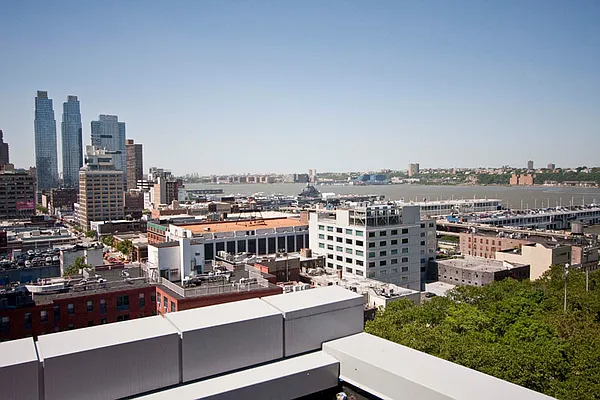 Rented by Two Trees | media 31