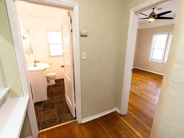 147 North Hamilton Drive — Photo 25