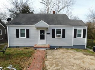 18 Seaboard St, Petersburg, VA 23803