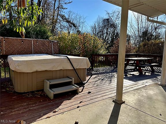 5th image of 207 Bethel Ln