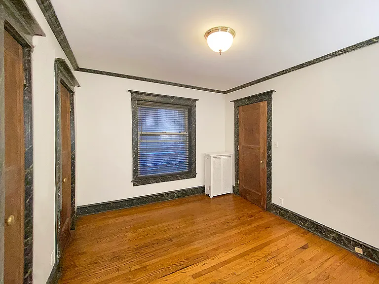819 W Buena Ave #3 — Photo 16
