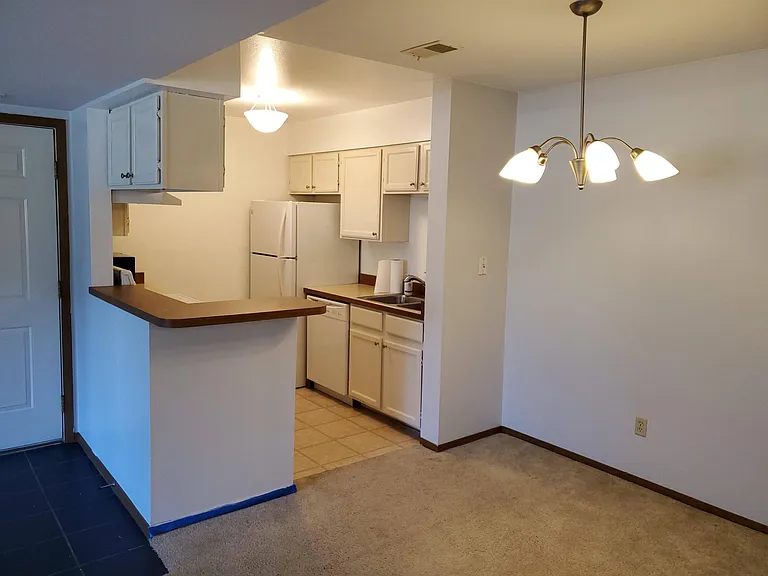 4660 White Rock Cir #1 — Photo 2