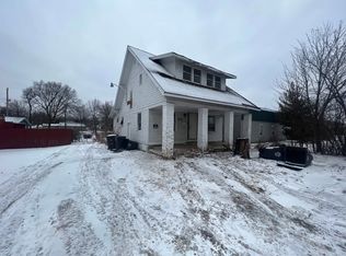 520 Ridgewood Dr, Fort Wayne, IN 46805