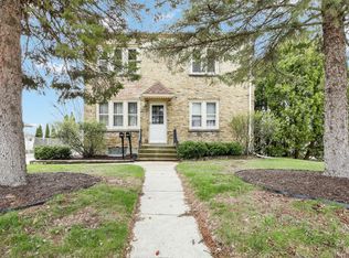 5817 S Hately Ave #5819, Cudahy, WI 53110