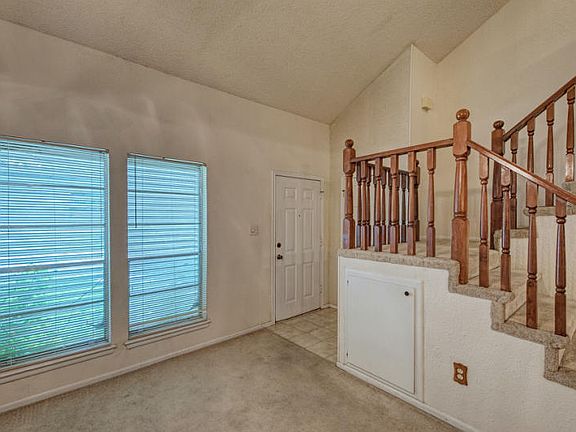 5th image of 4746 Cedar Pass Dr #9-B