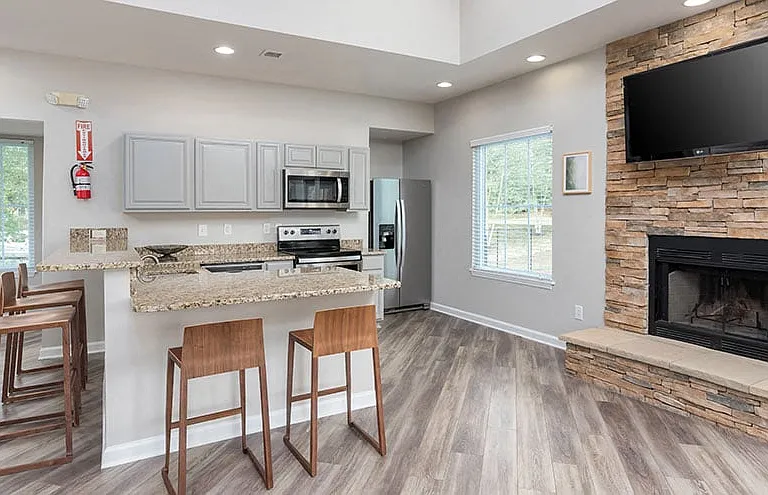Birchwood at Boulders Apartments — Photo 17