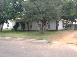 802 NW 4th St, Andrews, TX 79714