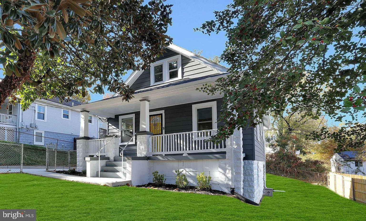1215 Drum Ave photo 1