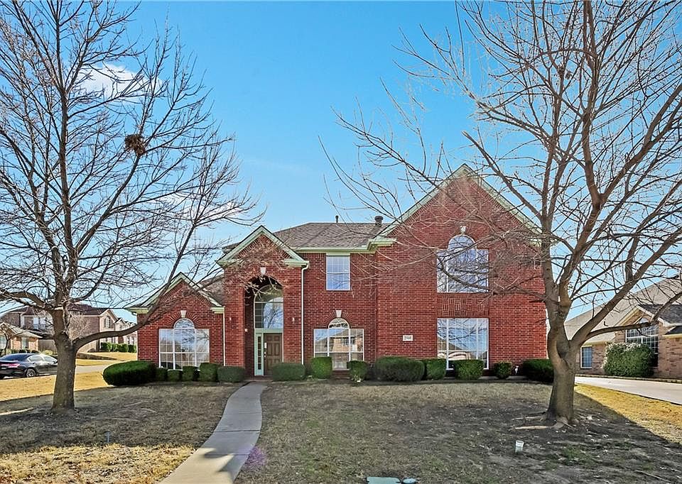 1st image of 2901 Saint Martin Dr