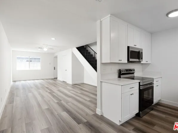 6616 Sylmar Ave APT 2, Van Nuys, CA 91405