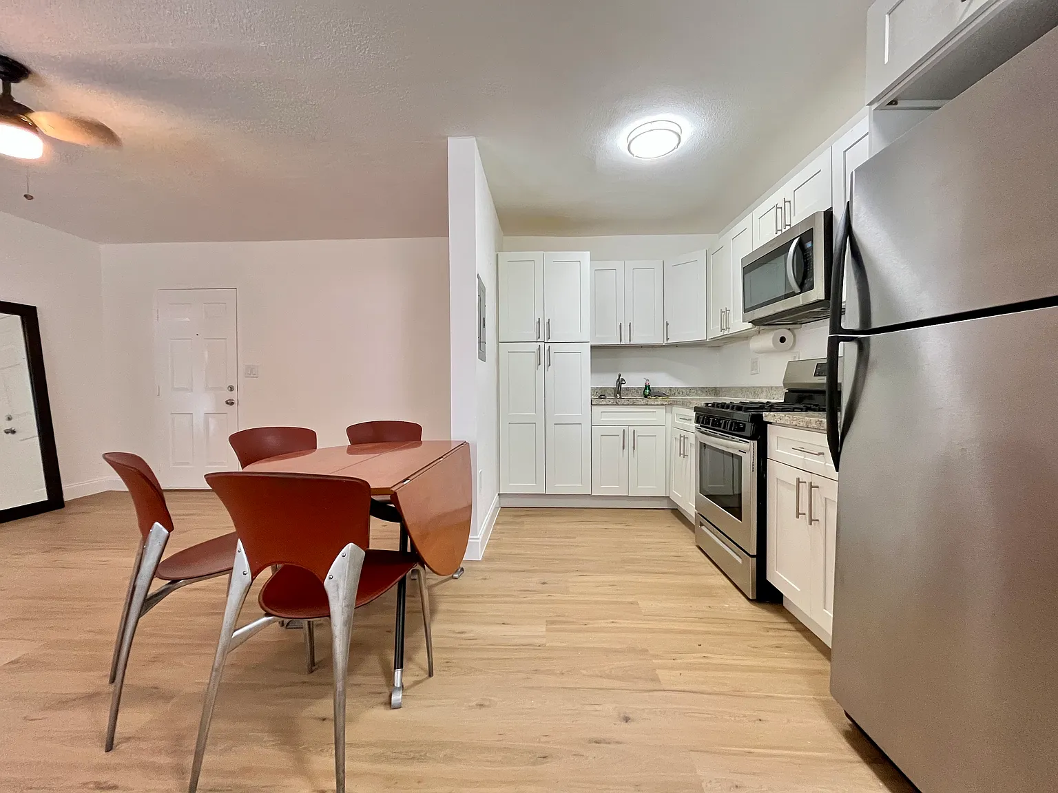 Studio, 394 sqft, $1,550 — Photo 1