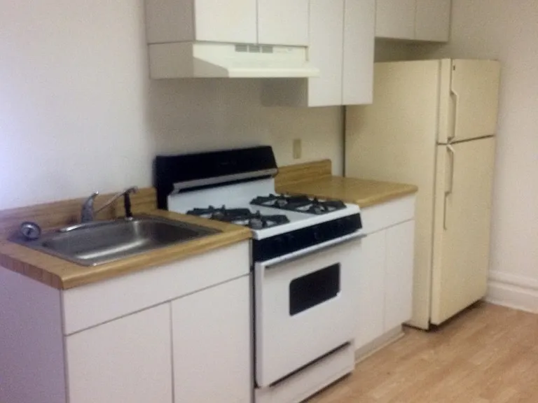 712 S Burdick St #1 — Photo 2