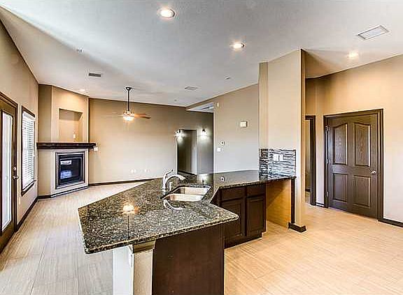 4th image of 5717 Valley Lilac Ln