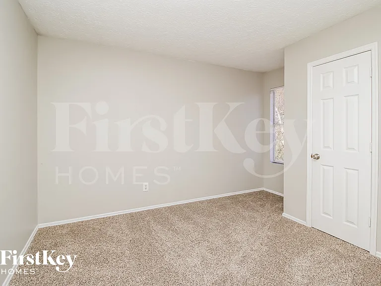 3769 Reston Ln — Photo 14