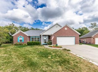 630 Greendale Ct, Evansville, IN 47711