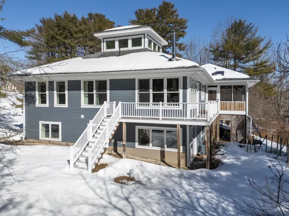 24 Mollymauk Lane, Freeport, ME 04032