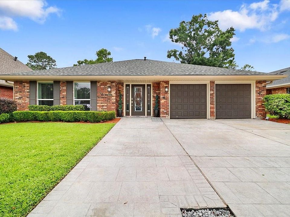 1st image of 9504 Alhambra Ct