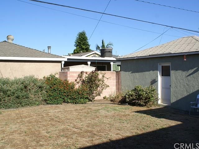 2nd image of 4558 Hackett Ave