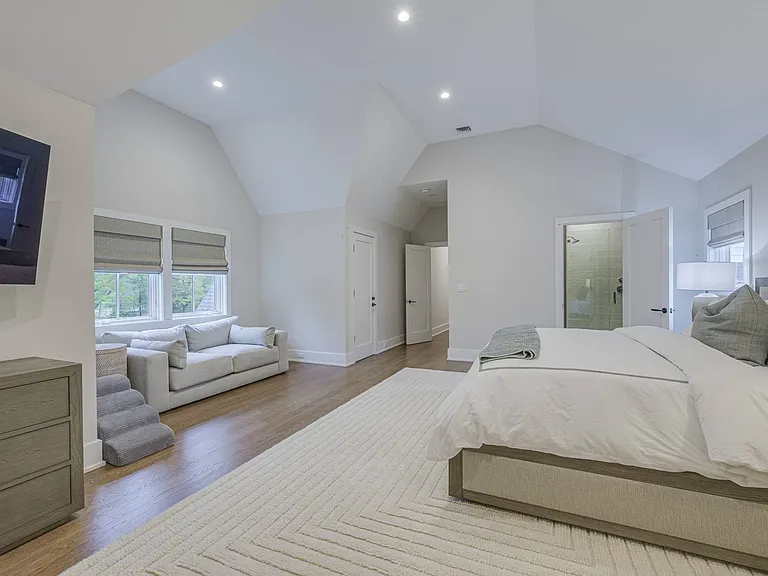24 White Oak Ln — Photo 30