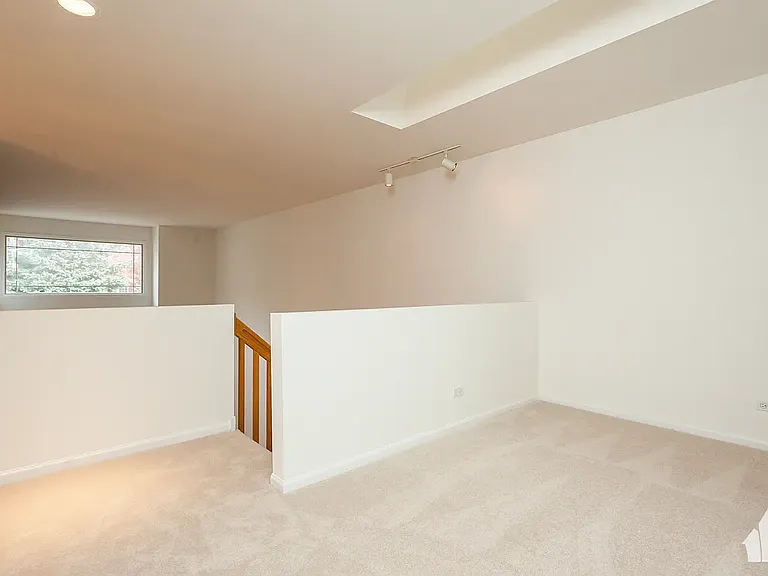 1451 N Milwaukee Ave — Photo 17
