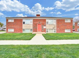 506 E 9th St, Lockport, IL 60441