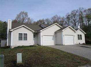 7 Bluebird Ln #7, Killingly, CT 06241