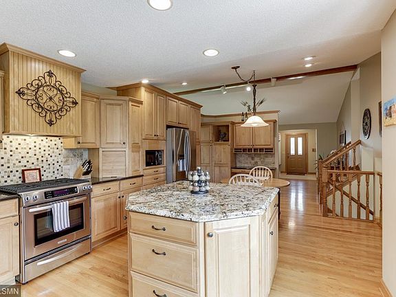4th image of 13758 Orchard Pl